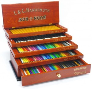 KOH-I-NOOR Zestaw artystyczny duży Mondeluz Polycolor KASETA