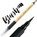 Kuretake-Bimoji-Fude-Pen---Brush-Medium-Black-XT5-fioletowa-naklejka.jpg