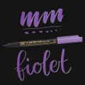 Kuretake-Fudebiyori-Metallic-Violet-czarne-tlo.jpg